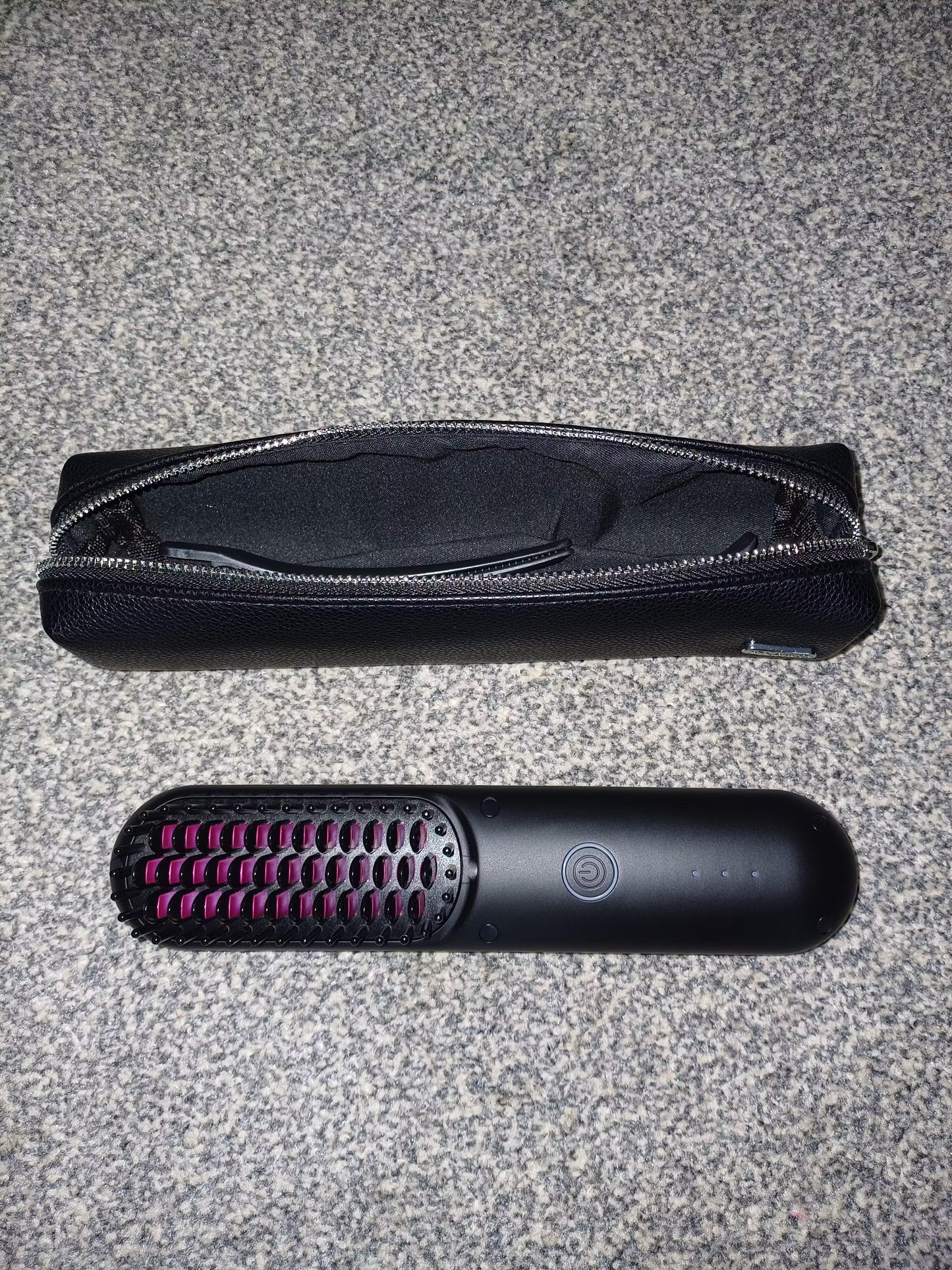 Étui de voyage en cuir premium pour brosse Luvéra
